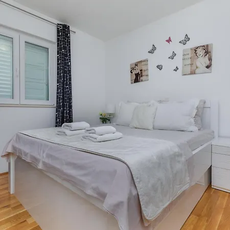 アパート With Parking Space - 24301