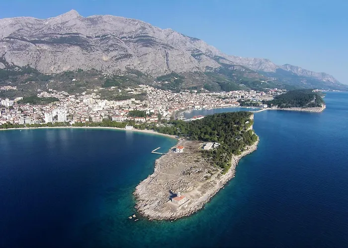 Daire With Parking Space - 24301 Makarska