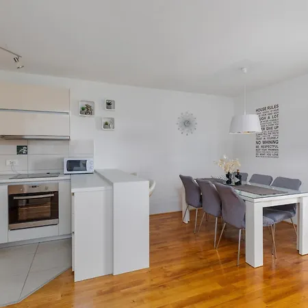 With Parking Space - 24301 Апартаменти *