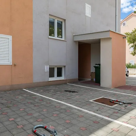 With Parking Space - 24301 Apartment *